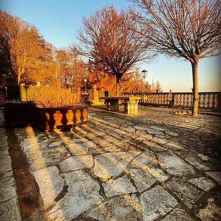 La Corte Delle 4 Stagioni Bed & Breakfast 3*