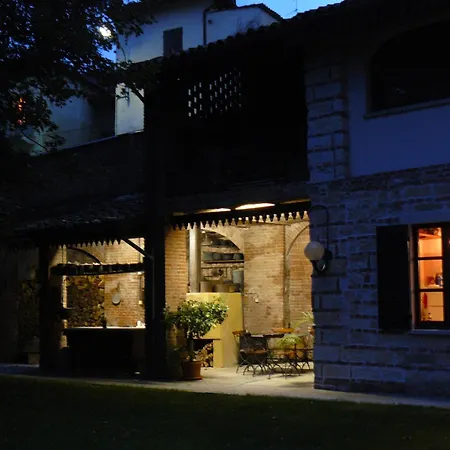 Bed & Breakfast La Corte Delle 4 Stagioni Ozzano Monferrato