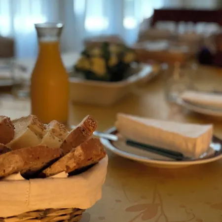 Dimora Storica La Corte Delle 4 Stagioni Bed and Breakfast