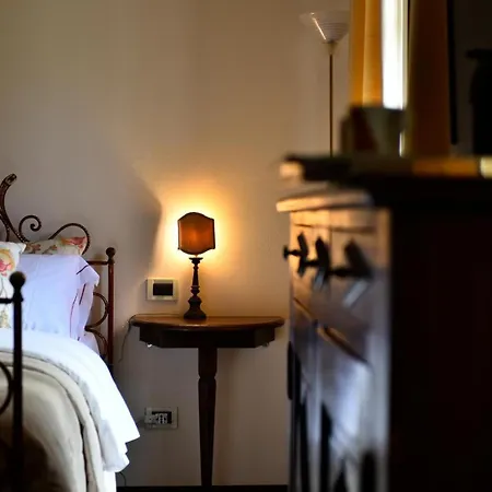 Bed & Breakfast Dimora Storica La Corte Delle 4 Stagioni