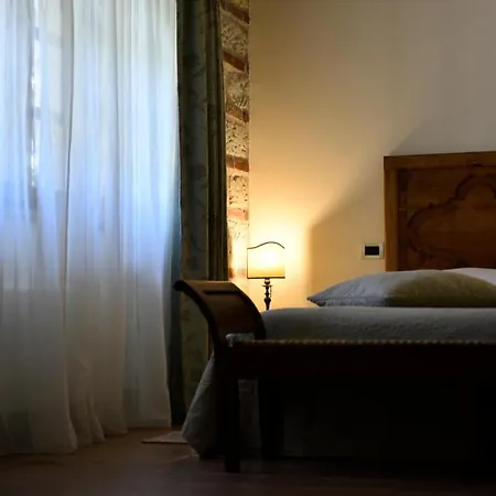 Dimora Storica La Corte Delle 4 Stagioni