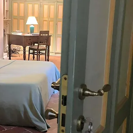 Dimora Storica La Corte Delle 4 Stagioni 4*