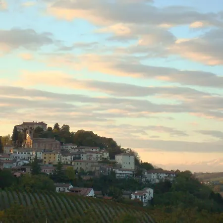 La Corte Delle 4 Stagioni 4* Ozzano Monferrato
